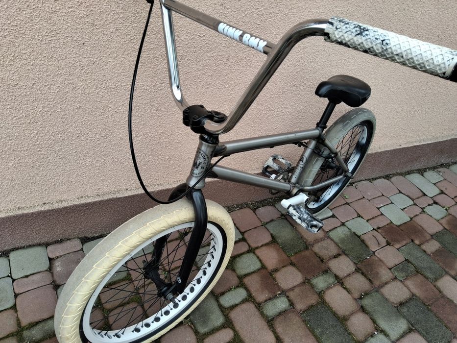 Запчастини BMX (вилка, шини, обода)