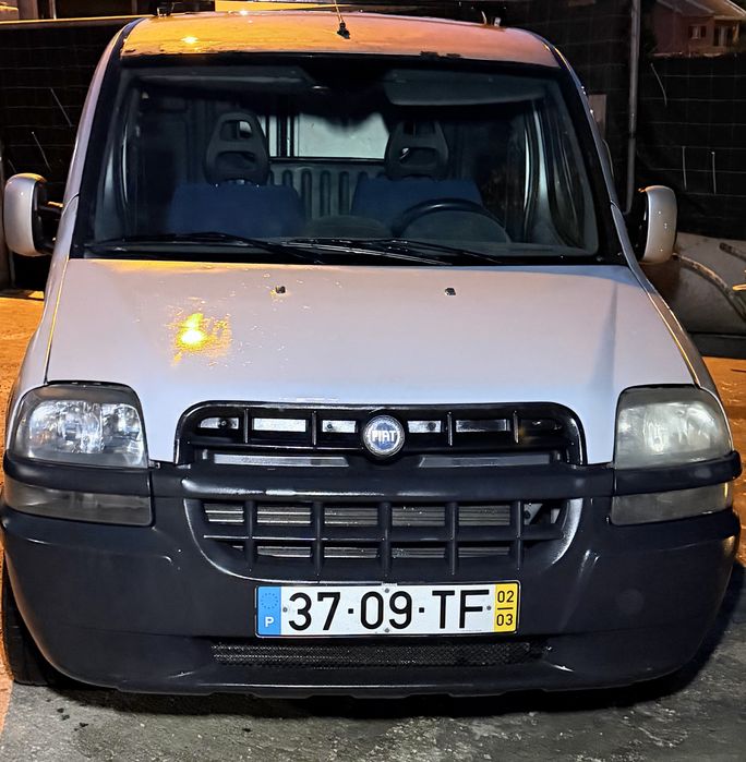 Fiat doblo ano 2002 1.9 diesel 180 mil km direçao assistida muito boa de mecanica bom preço