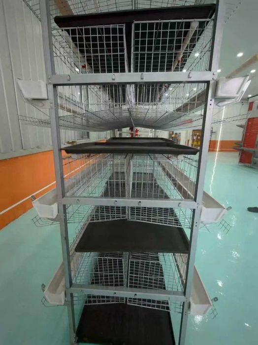 Клітка для несучок на 160 голів, 4 яруси (поїлки, піддон, жолоб)