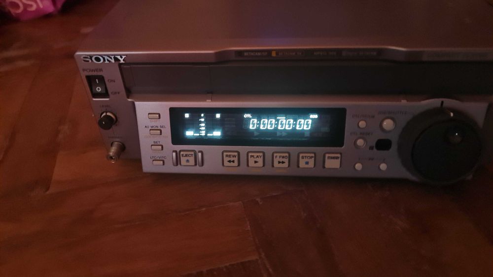 Przegrywanie kaset VHS Warszawa HI8 Minidv Audio 10.-23 7dni 15zł/szt
