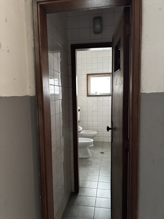 Armazem Zona Industrial Canelas