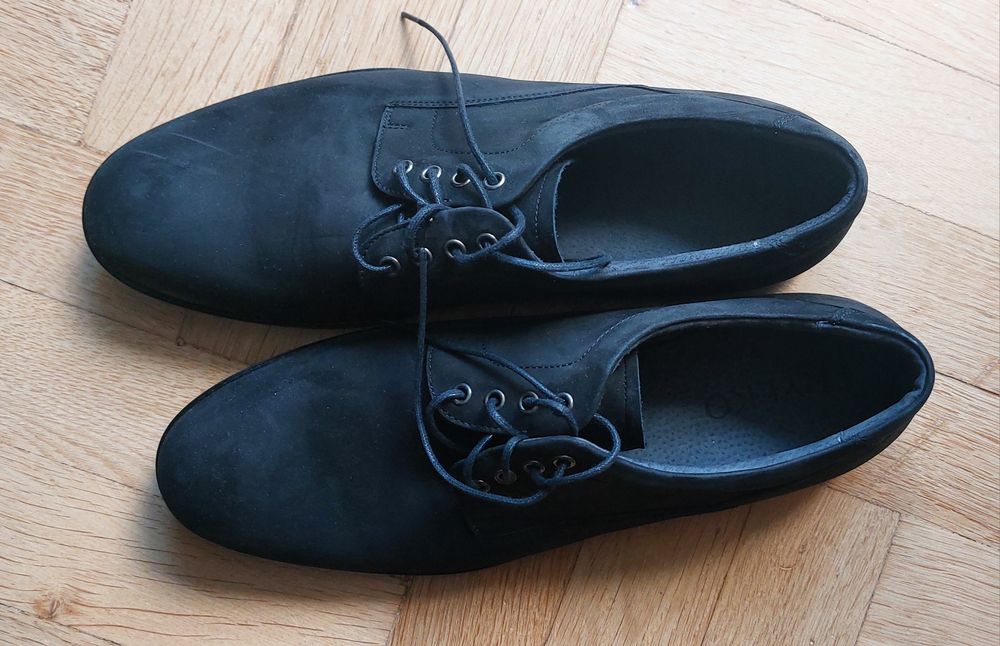 Buty zamszowe wizytowe Ryłko r.43