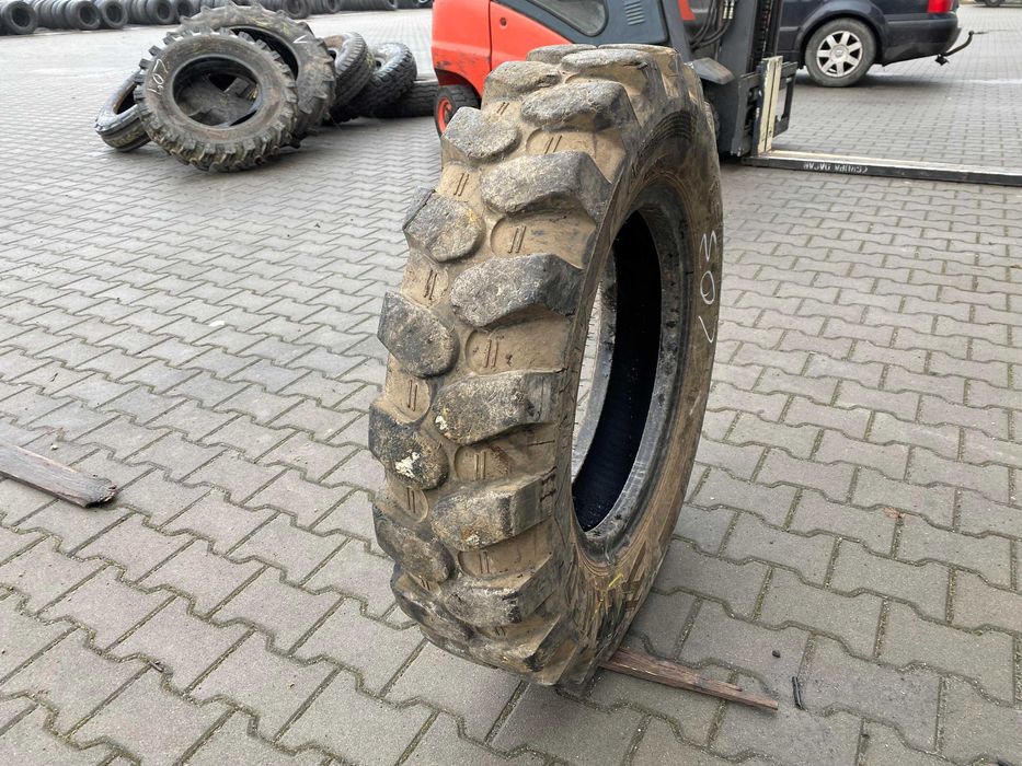 Opona przemysłowa do koparek 8.25-20 CAMSO WEX552