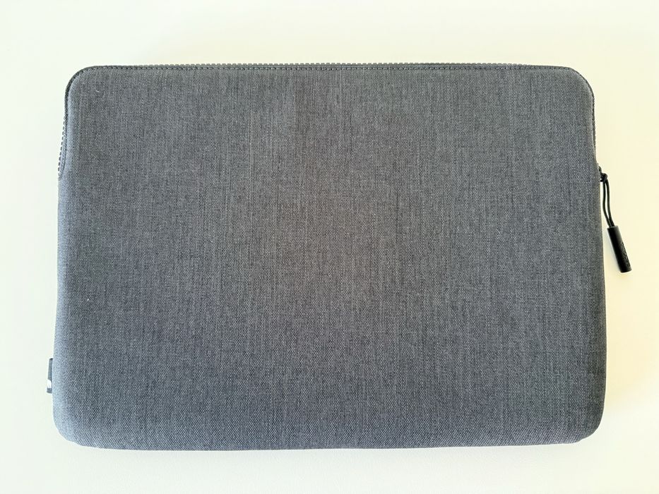 Etui Incase MacBook Pro 14