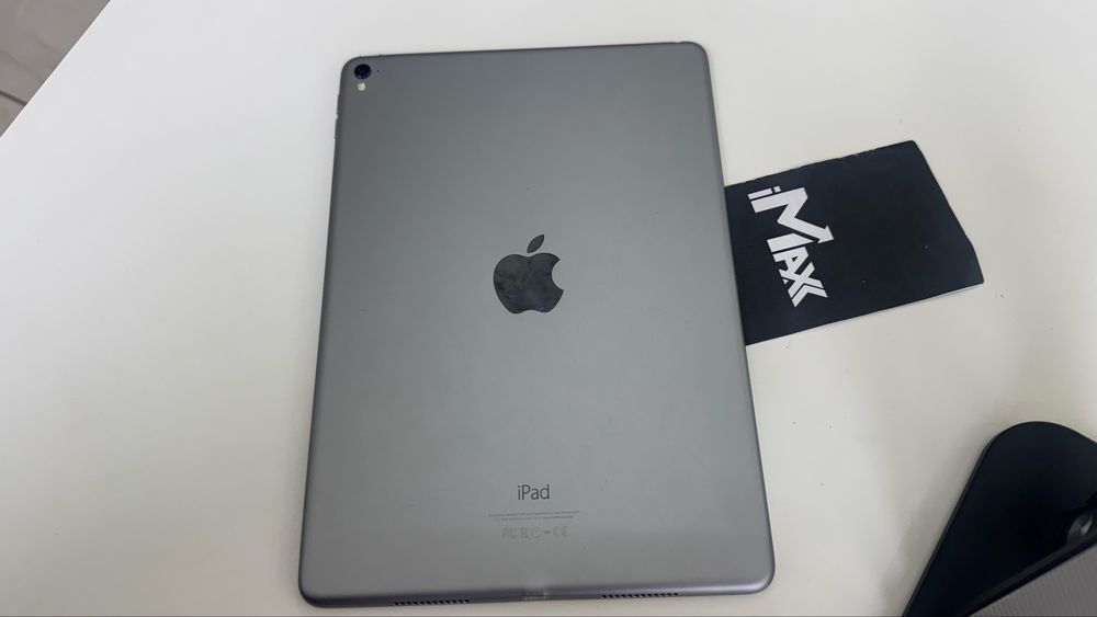 iPad Pro 9.7” 128Gb Space Gray Wi-Fi A1673 2016 Без Блокувань
