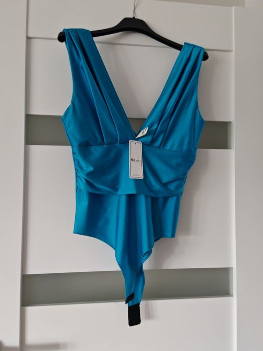 Nowe body niebieskie m uni