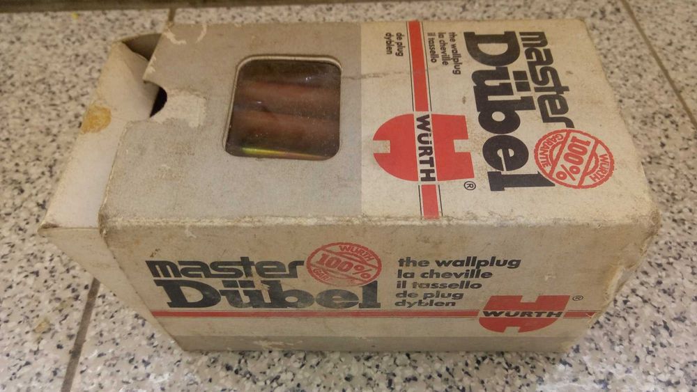 Caixa com parafusos 10x13564729503046017123