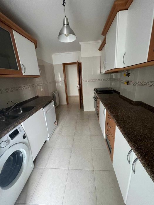 Apartamento T2 na Praia das Maçãs
