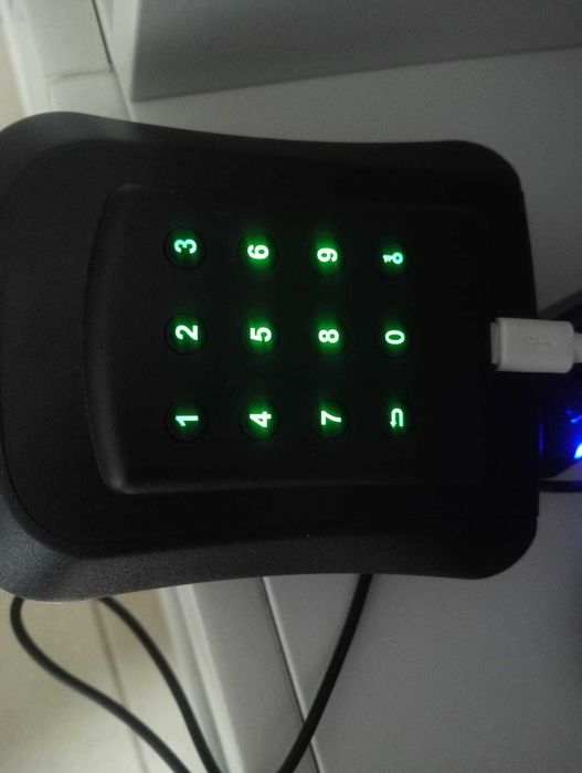 Cofre de Chaves Inteligente Tuya + Gateway MOES (Combo Wi-Fi) – NOVO