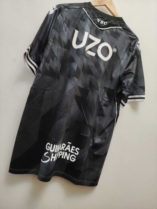 Camisola Vitória Guimarães preta vários tamanhos