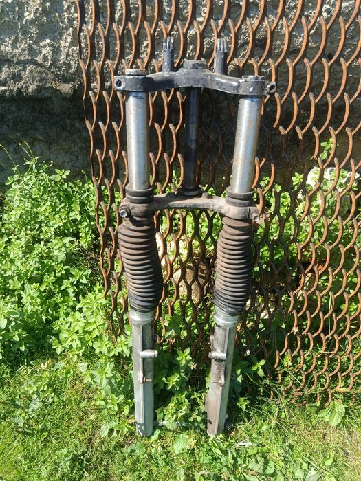 Передня вилка ява 634-638,чезет,старушка