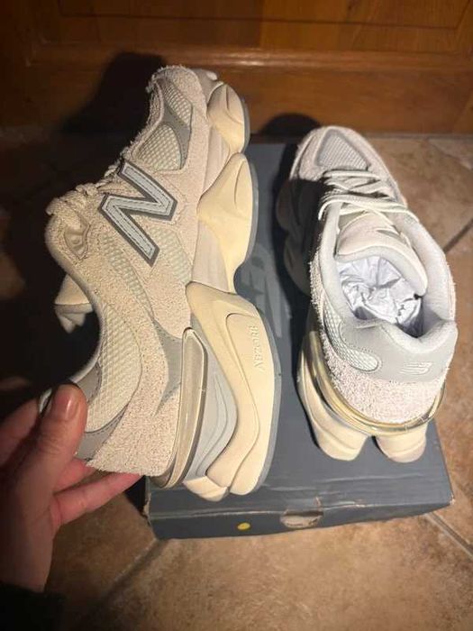 New Balance 9060 Sea Salt Concrete R.42