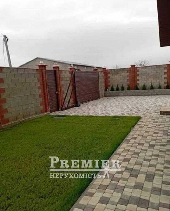 Современный дом. Фонтанка