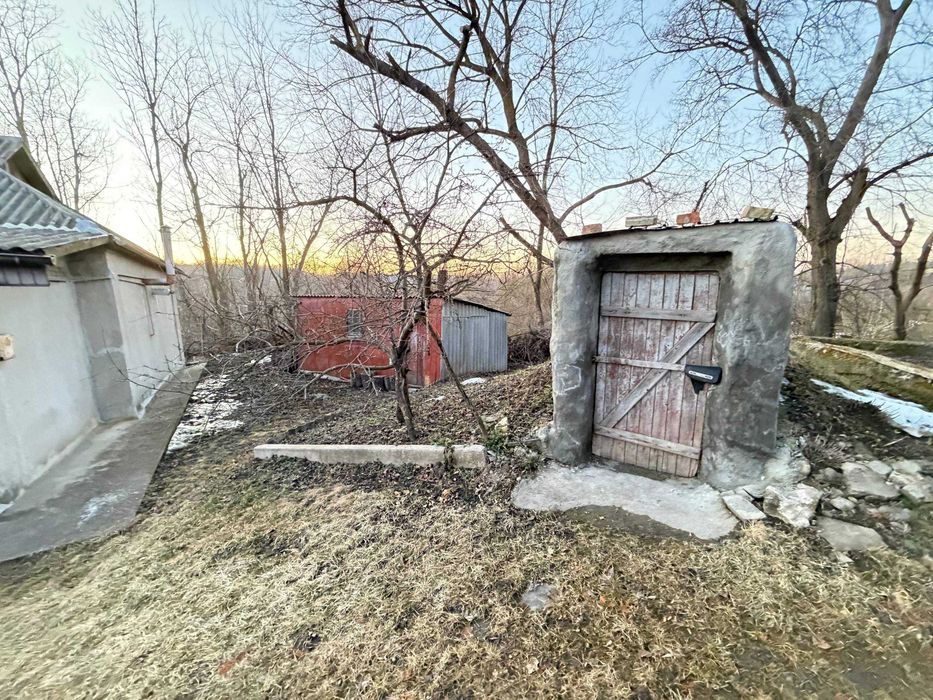 Продам будинок терміново в шикарному стані  з комунікаціями