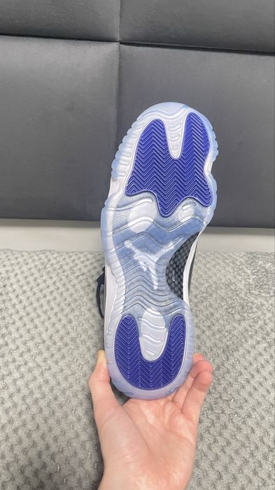 Jordan 11 x Space Jam