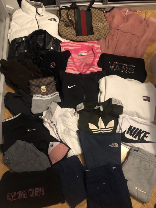 Paki/boxy markowych ubrań