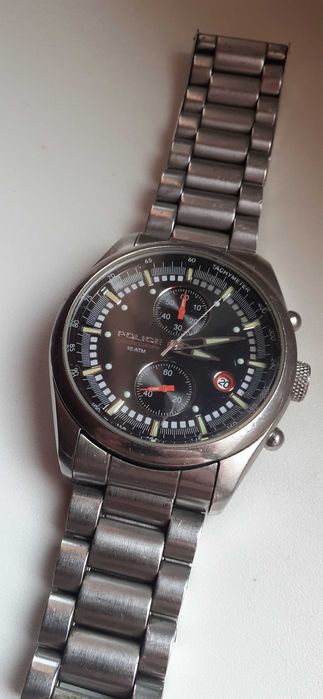 Zegarek z bransoletką POLICE  Chronograph-stoper ładny stan.