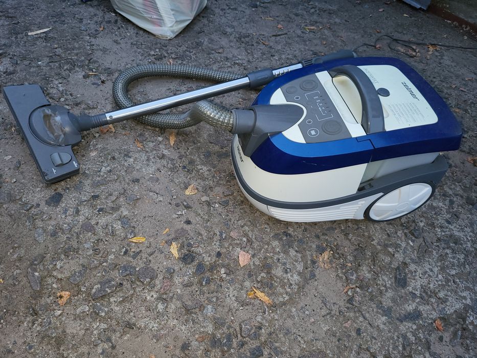 Продам полосос Zelmer 1600w