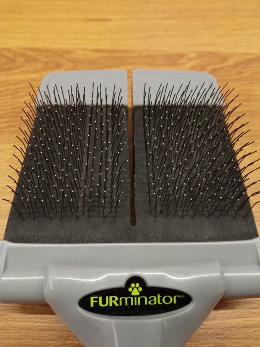 Miękka dwustronna szczotka Furminator