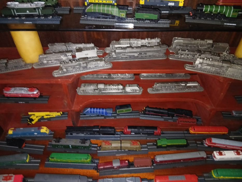 Colecao 62 comboios Locomotiva por500 €