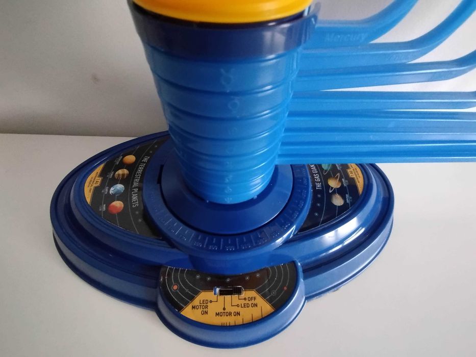 Układ Słoneczny Elektroniczny Naukowa Zabawa Clementoni Dla 8-Latka