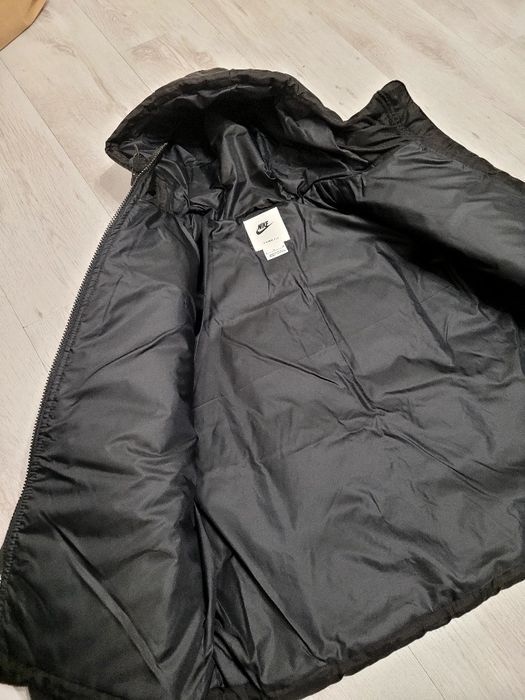 Куртка жіноча NIKE Sportswear Terma-Fit нова original
