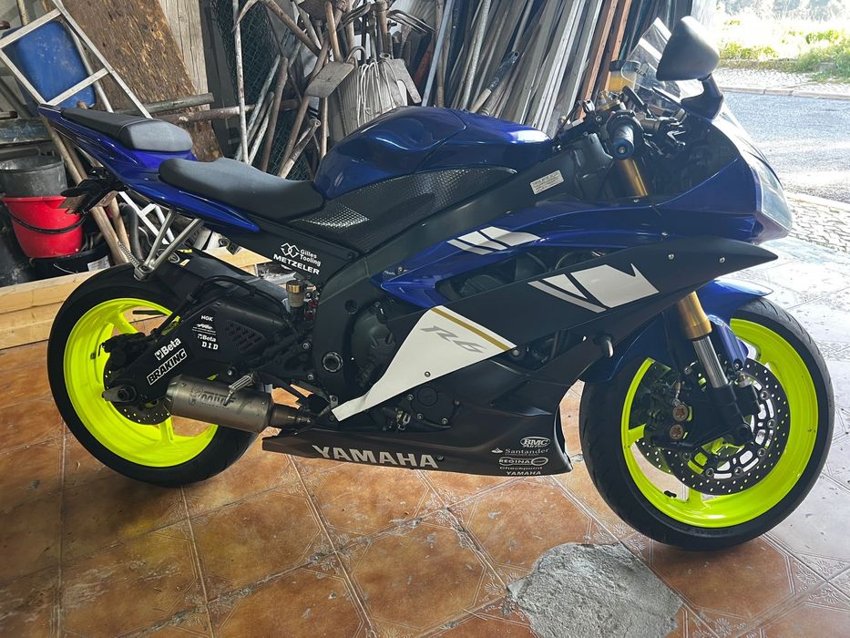 Vendo Yamaha YZFR-R6