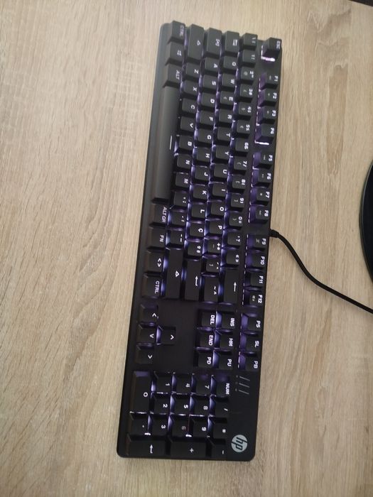 mechanical keyboard with red switches64741081770241122