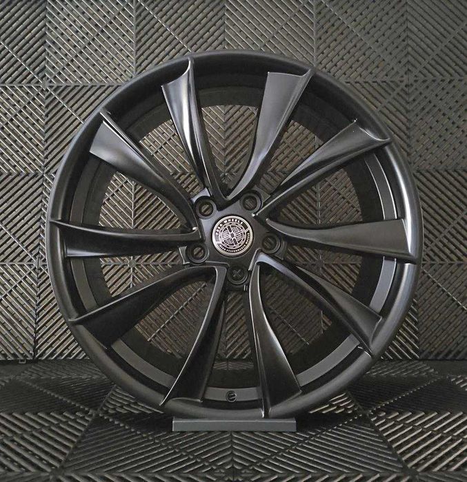 Jantes Look Tesla 19" 5X114.3 Preto Matt