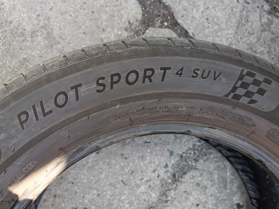 327) Opona - 235/60/18 - Michelin - 1x2023 - 6mm - Letnia