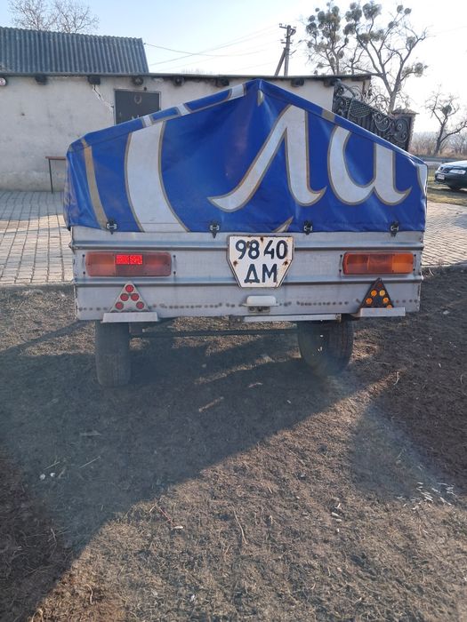 Причеп з нержавіючої сталі