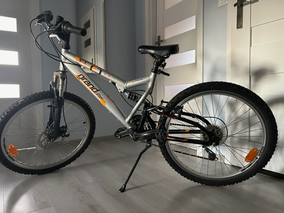 Rower Młodzieżowym srebrny