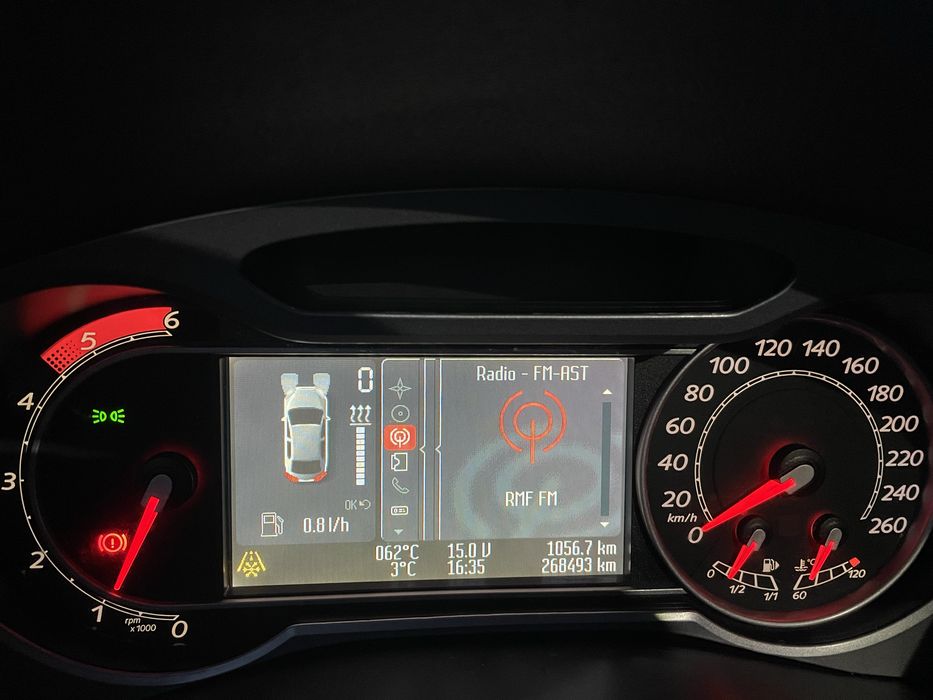 Ford mondeo titanium mk4 2.0 tdci 2011