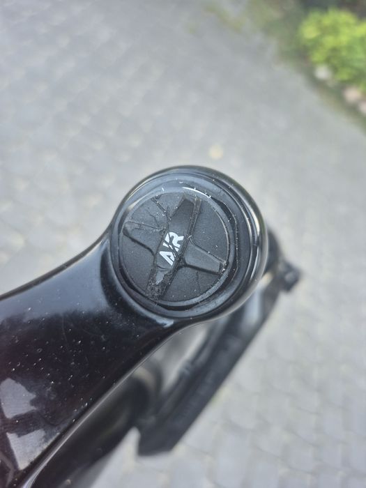 Amortyzator xfusion sweep 34