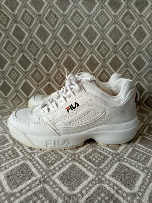 Białe adidasy Fila, damskie