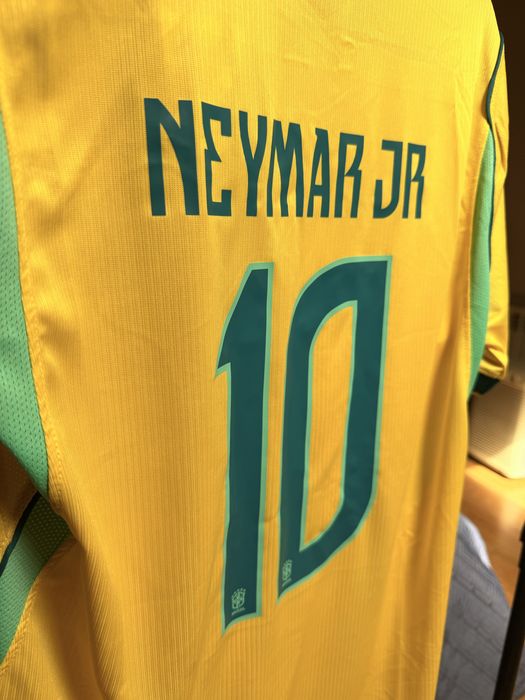 Camisola Brasil Neymar Jr 10 – Versão Adepto