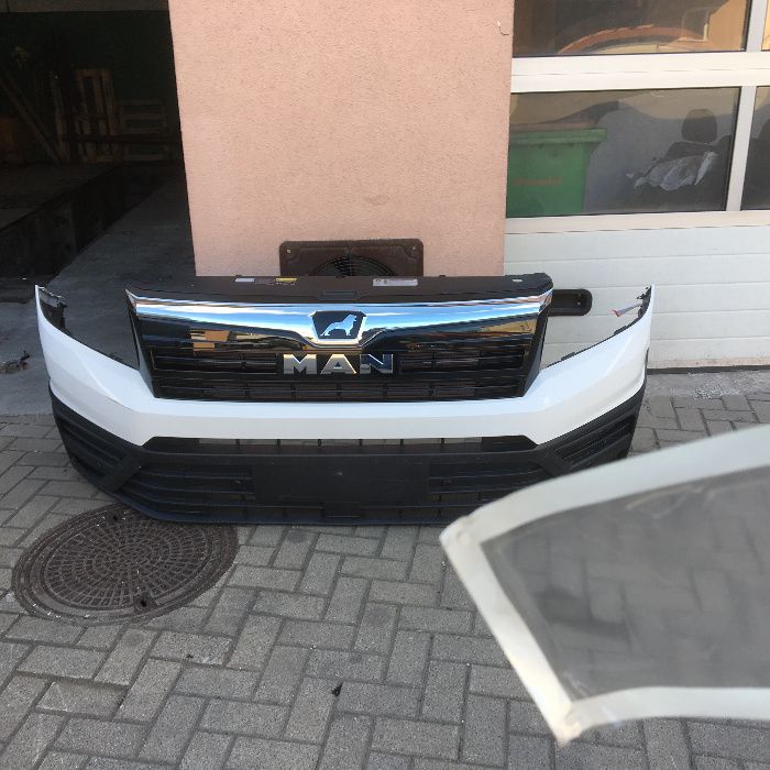 Zderzak przedni Man TGE VW Crafter II 17 - rózne wersje