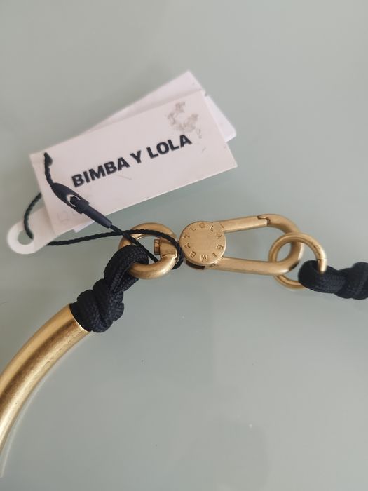 lindo colar Bimba Y Lola nunca usado