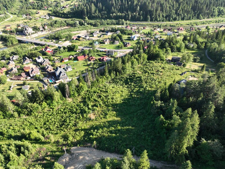 Земельна ділянка 130 соток, м.Яремче (Хижки), поділ від 0,10 га