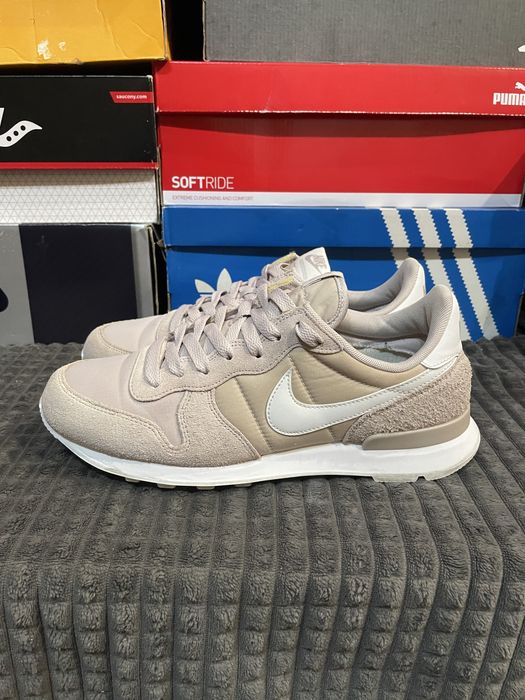 Жіночі кросівки Nike Internationalist 40(25,5см) оригінал