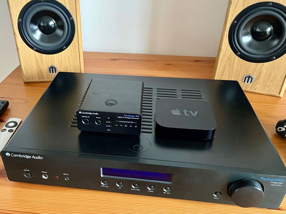 Cambrige Audio Topaz AM10 Wzmacniacz Stereo Preamp Gramofonowy