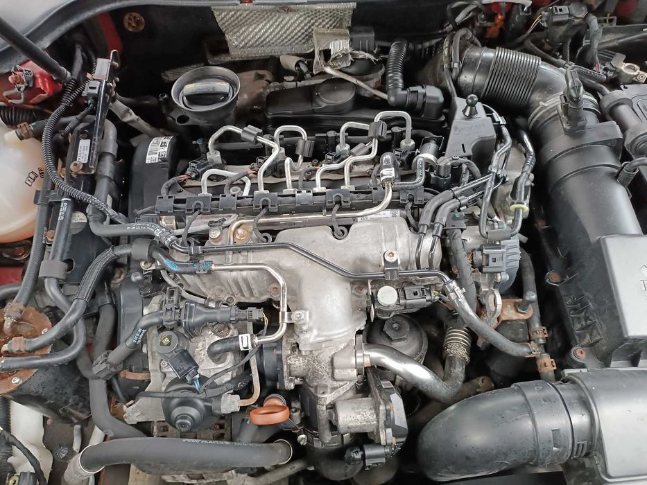 Volkswagen Passat   B 6 golf  silnik kod CBD 2.0  81 KW inne części