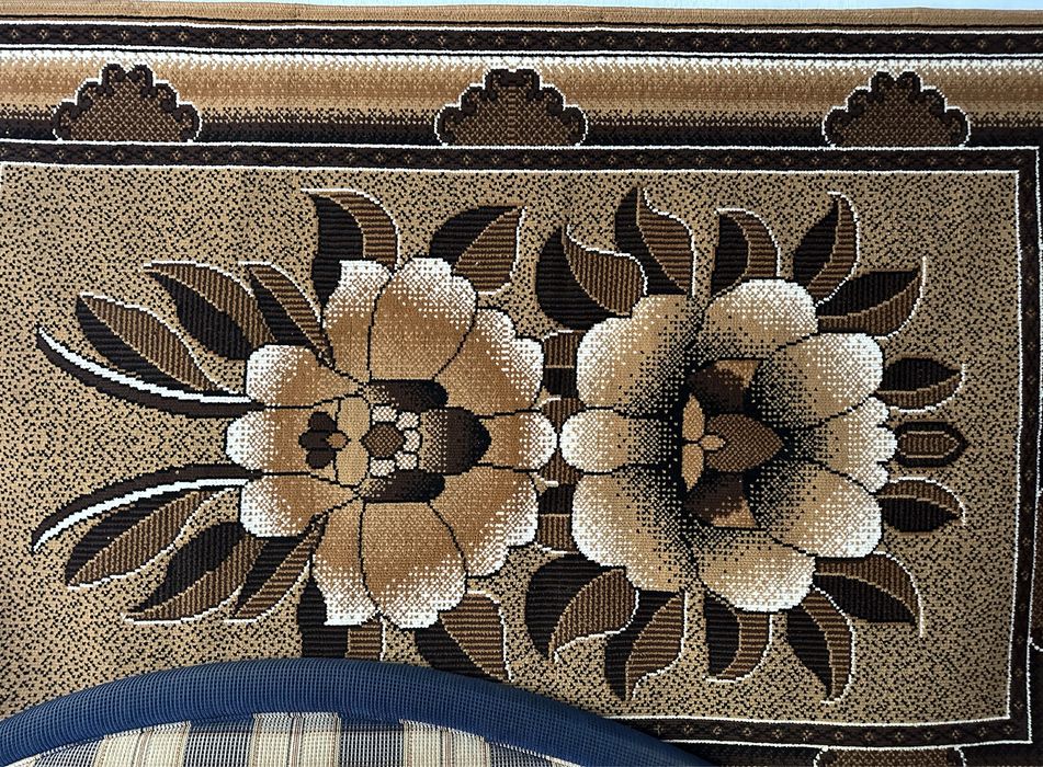 Ковёр б/у 270×180 см
