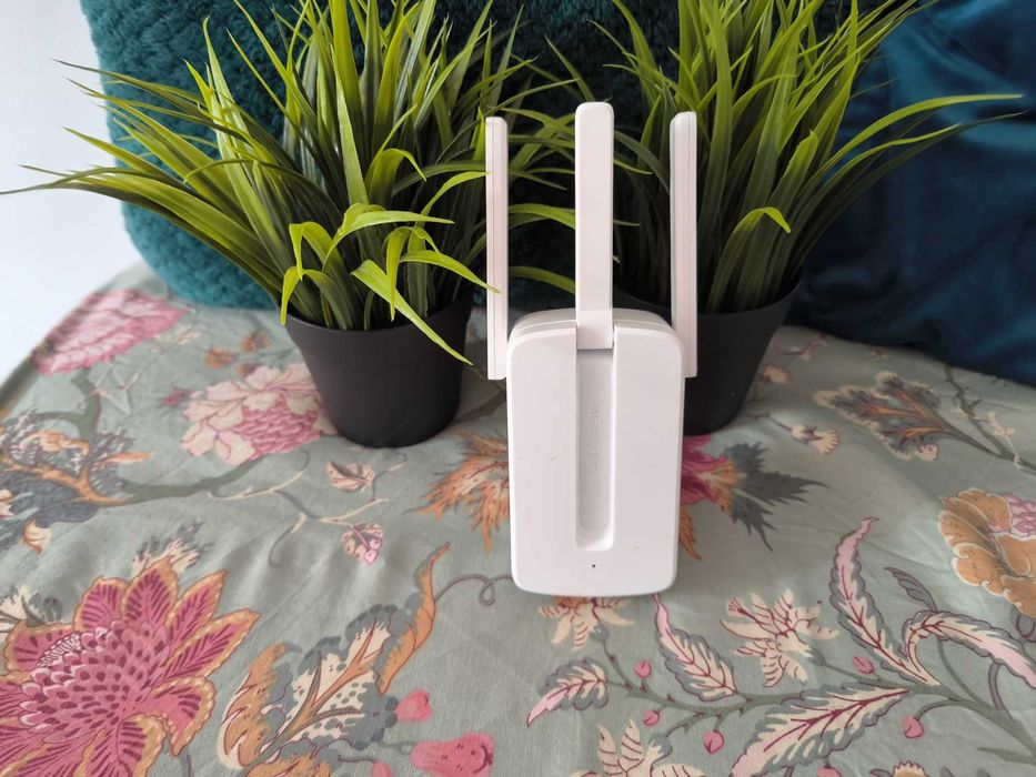 Wi-Fi Repeater Mercursys MW300RE - Szybkie Stabilne Polaczenie