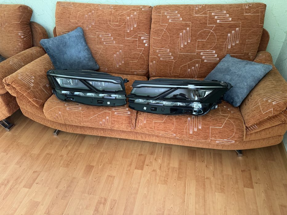 Фари Touareg 18+ рік full led,black edition!