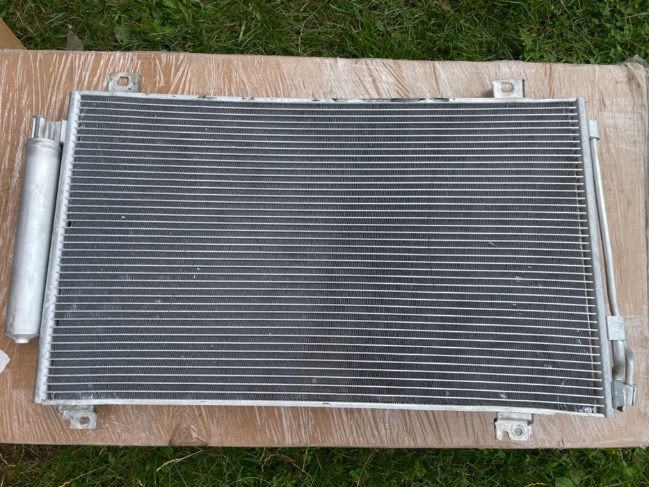 Радіатор кондиціонера Mazda 6 2012