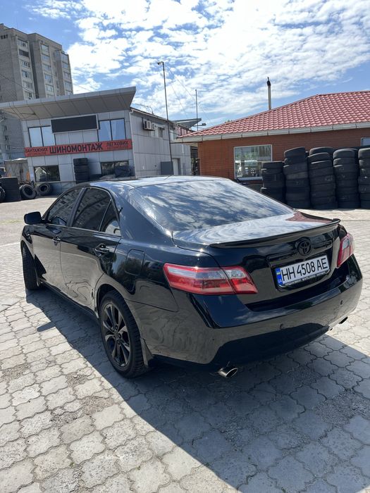 Продам TOYOTA CAMRI 3.5 2007