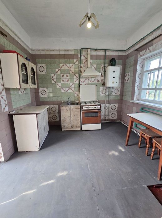 Продаж будинку в місті Узин!