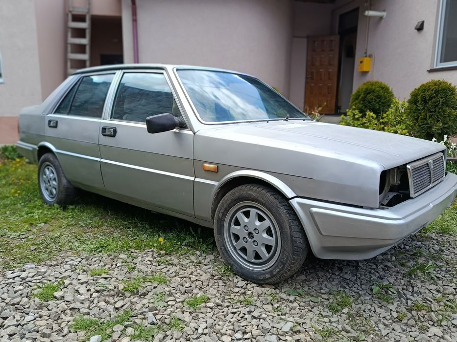 Lancia Prisma .  Продам автомобіль.