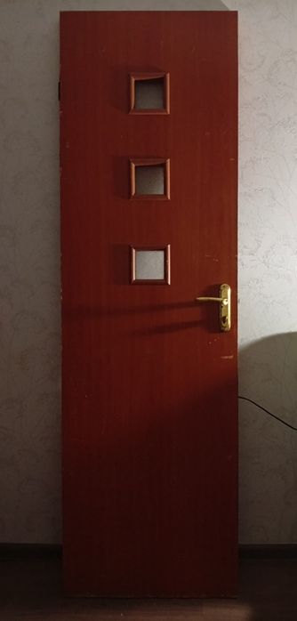 Дверь с ручками под замок с защёлкой разм. 200см×60см.